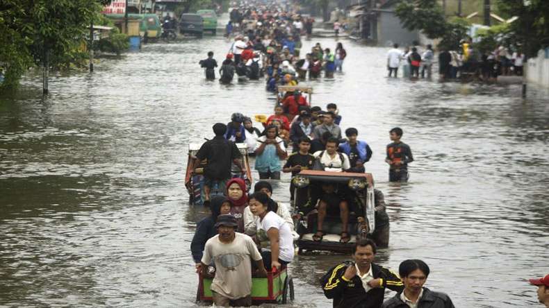 Floods and Landslides in Indonesia claimed 19 Lives, over 1000 Displaced