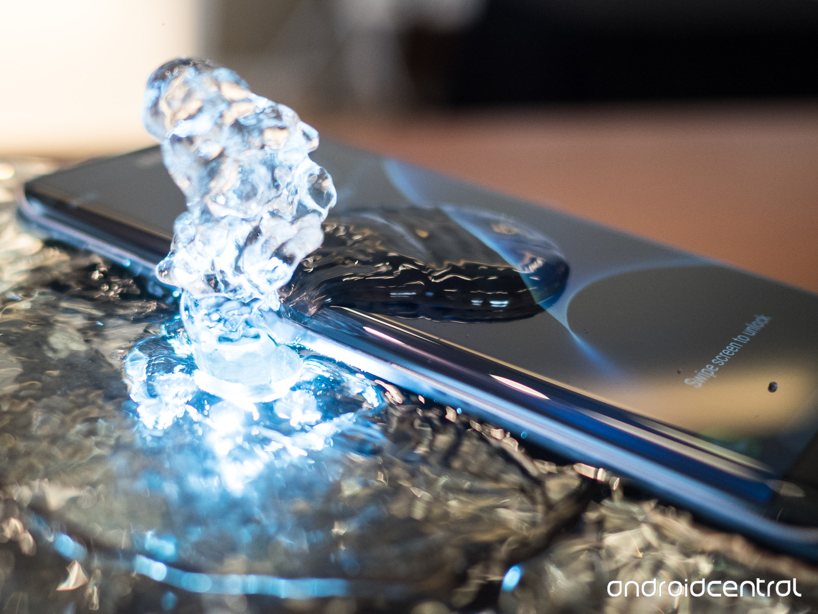 Samsung has acquired a new technology which will allow S9 to repel water!