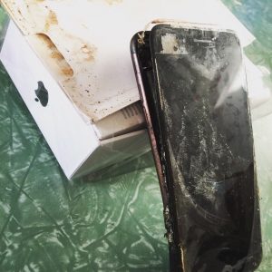 iPhone 7 explosion shocks the world!