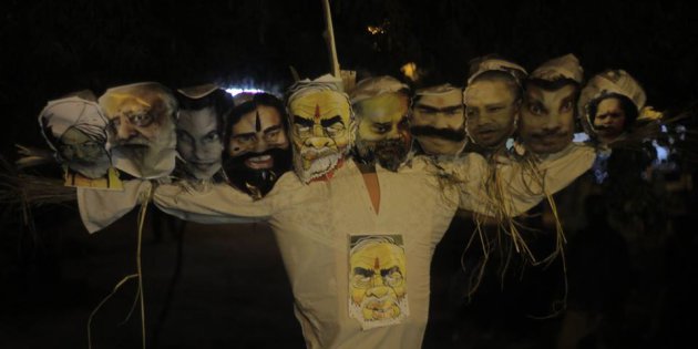 NSUI Students burn effigy of Modi