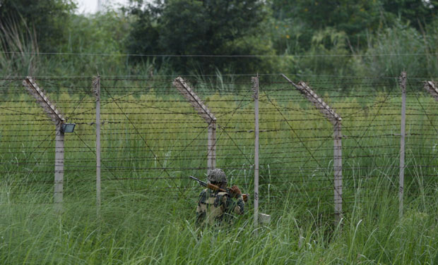 BSF Soldier died and 3 other injured after Cross-Border firing in International Border