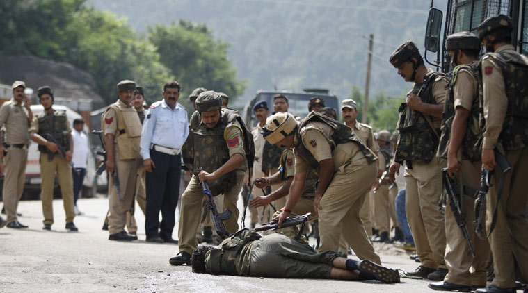  Pakistan fires, crushed Hamlets,BOPs near International Border in Jammu district, six injured