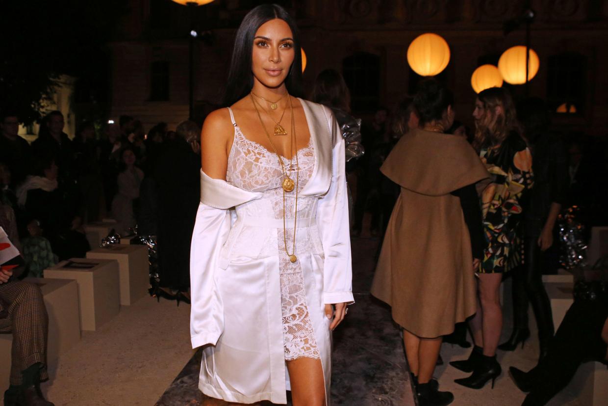 Kim Kardashian West Robbed at Gunpoint in Luxury Residence in Paris