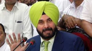 Sidhu takes U-turn towards Aam Aadmi Party, Chances to contest polls collectively