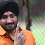 Harbhajan Singh Latest to Join Roadies Gang Members Ranvijay, Neha, Karan and Prince