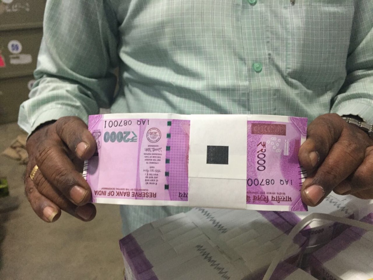 Rs 2000 note