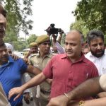 Manish Sisodia detained with his cabinet mate Kapil Mishra for protesting against demonetization