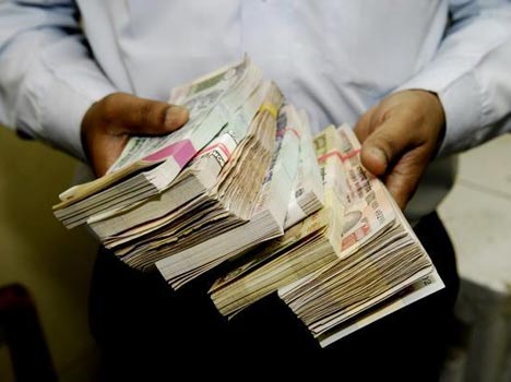More than Cash of Rs 15 Lakh found on home and office will be seized, says Justice MB Shah