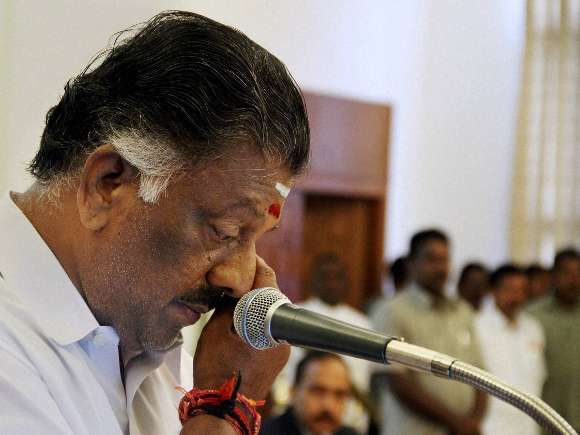 After Jayalalithaa, Political slugfest begins for top seat in AIADMK