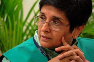 Kiran Bedi Cancels CM's circular on use of Social media by govt officials