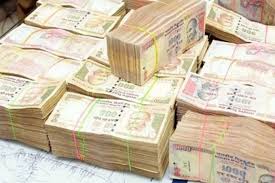 Massive Tax-evasion on over Rs 3-4 lakh crore post-demonetisation, says I-T dept