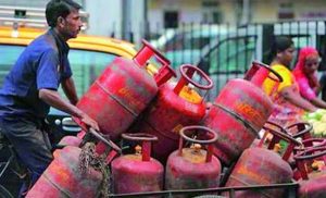 Rs 5 discount for LPG consumers to be provided on online payment