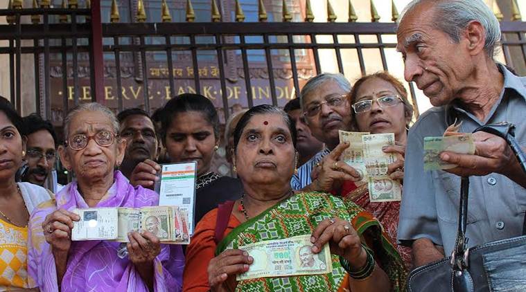 Another promise broken - RBI turns away people coming for old notes exchange