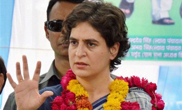 Smriti Irani: Priyanka Gandhi fears to campaign in UP as she can't face people's questions