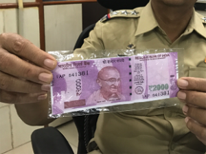 BSF Seized fake notes of RS 2000 worth Rs 2Lakh