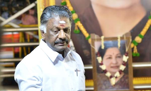  Tamil Nadu Government: Panneerselvam sits on fast, demands CBO investigation into Jayalalithaa’s death