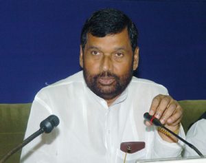 Ram Vilas Paswan: No packaged water will be sold more than MRP at airport and hotels