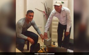 Dhoni Aadhaar card details leaked: his wife Sakshi complained to IT Minister