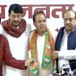 AAP MLA Ved Prakash Joins BJP and would resign from government-run bodies